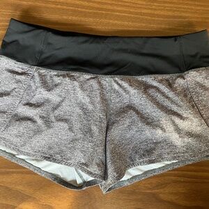 Lululemon Speed Up Shorts Size 8 Black/Gray